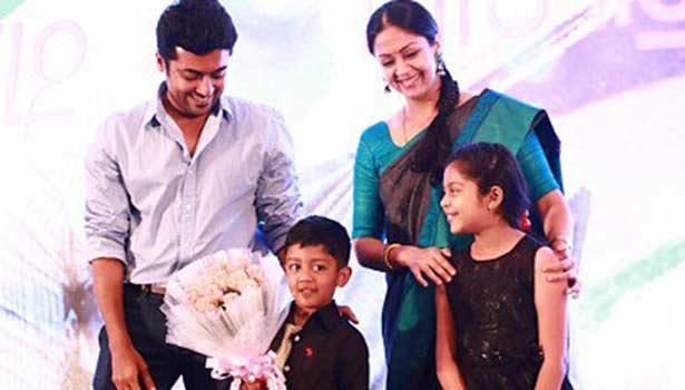 மேடை நாடகத்தில் அசத்திய சூர்யாவின் குழந்தைகள் Suryas-children-play-stage-show
