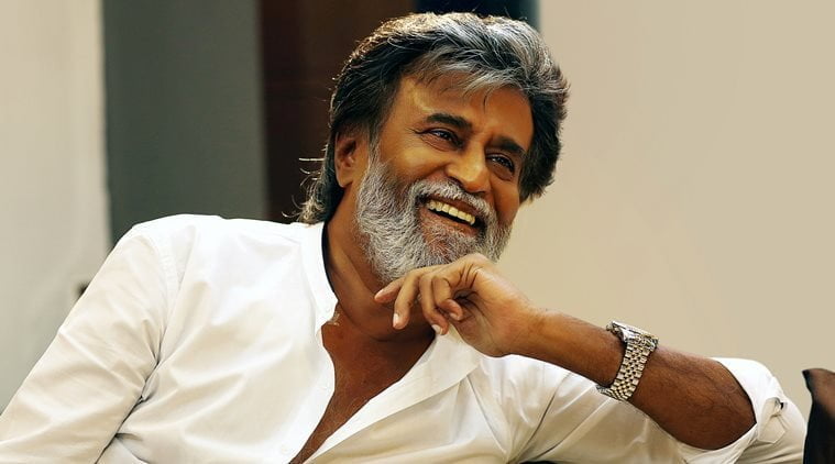 ரஜினியிடம் சட்டையில் ஆட்டோகிராப் வாங்கிய அதிகாரி rajinikanth