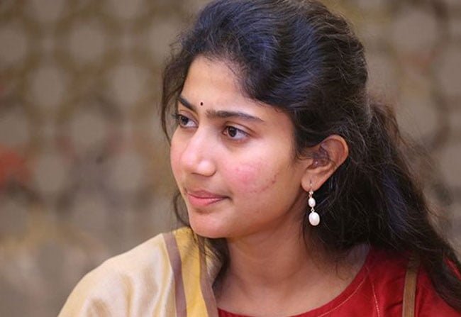 மந்திரி மகனுடன் சாய் பல்லவி காதலா? sai pallavi thinatamil