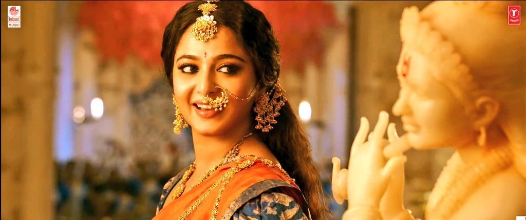 ஆன்மீக சுற்றுப்பயணம் செய்த அனுஷ்கா Anushka-shetty-went-spiritual-tour_thinatamil