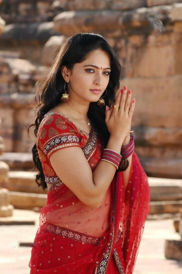ஆன்மீக சுற்றுப்பயணம் செய்த அனுஷ்கா 3 Anushka went spiritual tour thinatamil |