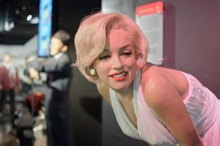 History-TV18-to-present-The-Secret-Life-Of-Marilyn-Monroe_thinatamil