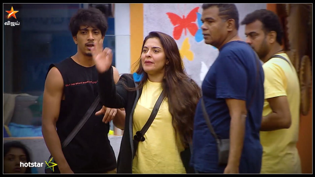 பிக்பாஸில் அடுத்தடுத்து தொடரும் மோதல்கள்! பொங்கி எழுந்த நடிகைகள் – கோபத்திற்கு காரணம் இவர் தானாம் பிக்பாஸில் அடுத்தடுத்து தொடரும் மோதல்கள்! பொங்கி எழுந்த நடிகைகள் – கோபத்திற்கு காரணம் இவர் தானாம்