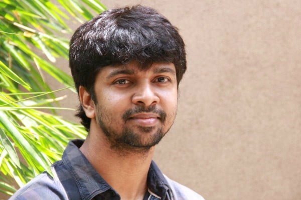 2 ரோபோக்களுக்கு இடையேயான காதல் தான் 2.0 – மதன் கார்க்கி 2 ரோபோக்களுக்கு இடையேயான காதல் தான் 2.0 – மதன் கார்க்கி