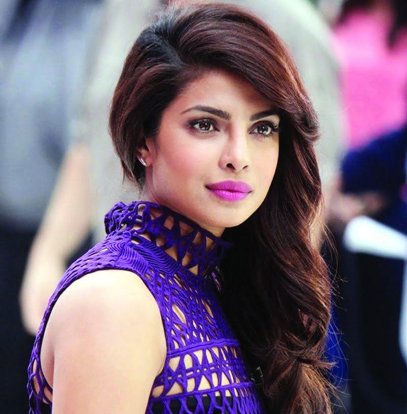 ரசிகர்களை ஆச்சர்யப்பட வைத்த பிரியங்கா சோப்ரா Priyanka-Chopra-was-surprised-fans_thinatamil