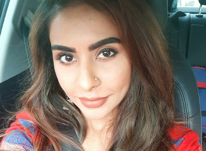 Sri-Reddy-Accuses-actor-Srikanth-on-molested_thinatamil