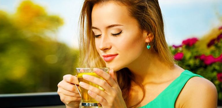 green-tea-drinking-good-or-bad_thinatamil