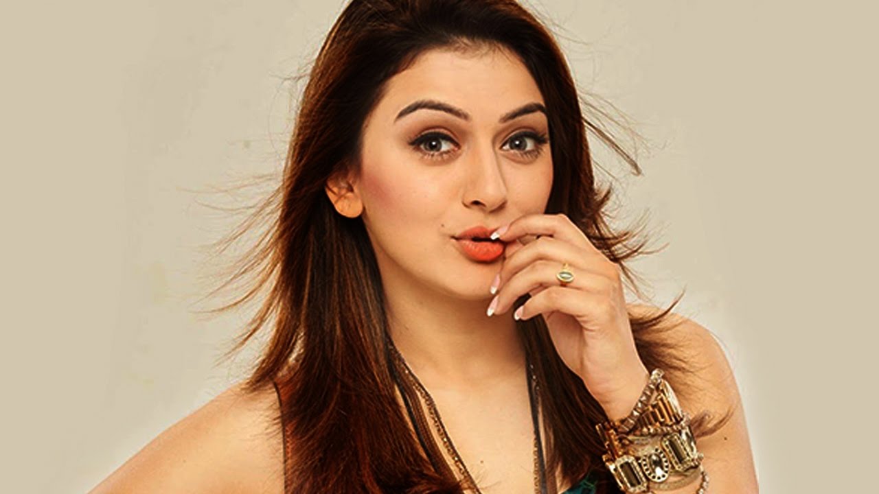 ஹன்ஷிகாவா இது? ஷாக் ஆக்கிய புகைப்படம்! உள்ளே … ஹன்ஷிகாவா இது? ஷாக் ஆக்கிய புகைப்படம்! உள்ளே …