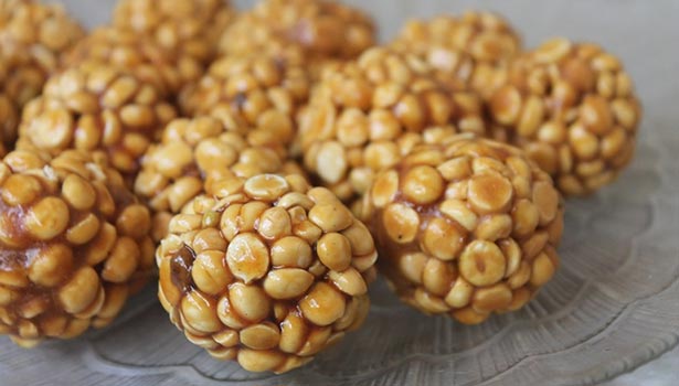 சூப்பரான ஸ்நாக்ஸ் பொட்டுக்கடலை உருண்டை