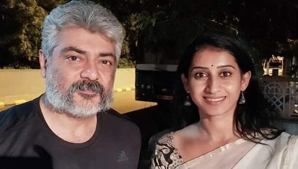 ஈகோ பிடித்த நடிகர்கள் அஜித்தின் காலை கழுவி தொட்டு வணங்க வேண்டும் – நடிகை மீனா வாசு ஈகோ பிடித்த நடிகர்கள் அஜித்தின் காலை கழுவி தொட்டு வணங்க வேண்டும் – நடிகை மீனா வாசு