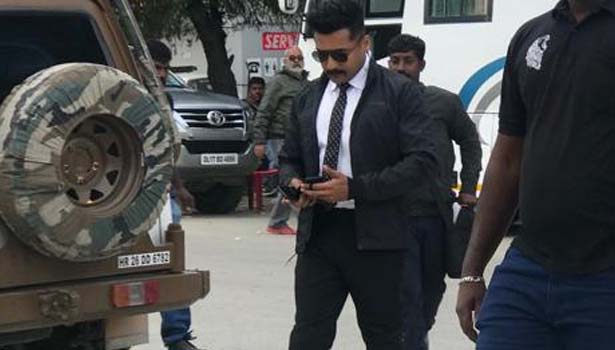 பிரதமரின் பாதுகாவலராக சூர்யா!!! பிரதமரின் பாதுகாவலராக சூர்யா!!!