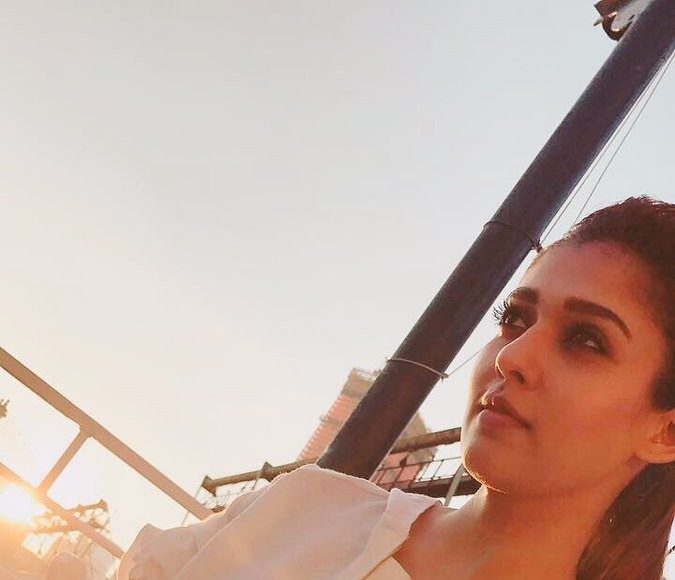 nayantara-kissing-thinatamil