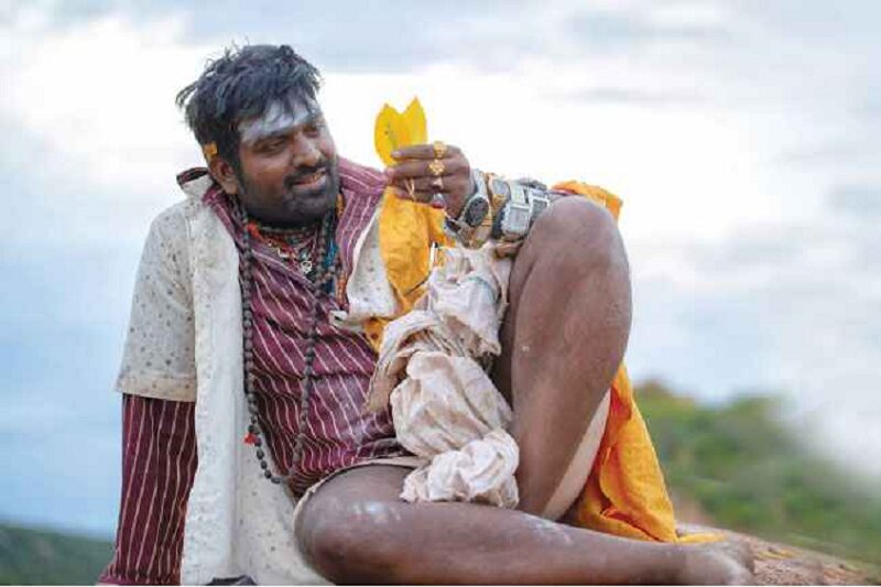 இணையத்தில் வைரலாகும் விஜய் சேதுபதியின் புதிய தோற்றம் 3 Vijay-Sethupathis-new-look-viral-on-internet_thinatamil