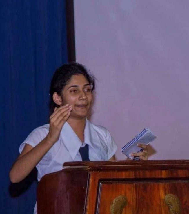 losliya scholl life thinatamil |