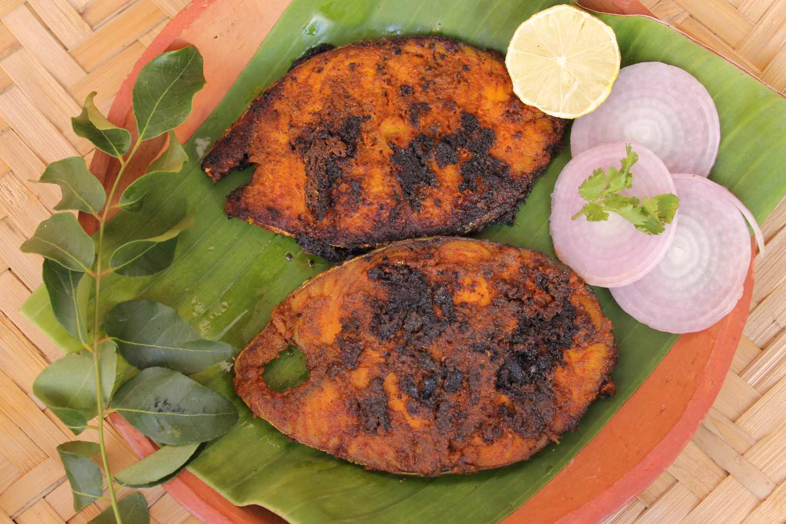 மீனை இந்த ஒரே ஒரு பொருளோடு மட்டும் சேர்த்து சாப்பிடாதீங்க! உயிரை பறிக்கும்? எச்சரிக்கை... வியக்க வைக்கும் அறிவியல் #Fish #Healthy food 4 fish-food-thinatamil
