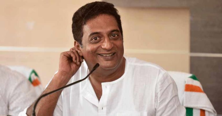 prakash-raj-corona-help-thinatamil
