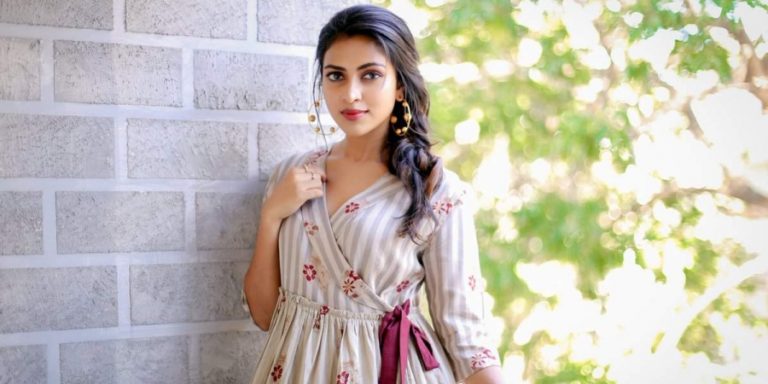 amala_paul-secret-wedding-thinatamil