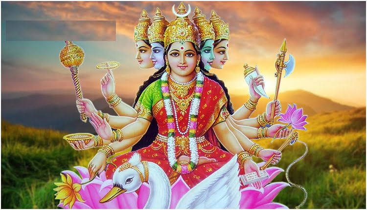 காயத்ரி மந்திரம் உச்சரிக்காமல் எந்த மந்திரம் சொன்னாலும் உங்களுக்கு ஒரு பலனும் இல்லை தெரியுமா? உங்கள் துயரம் தீர இந்த மந்திரம் ஒன்றே போதும் gayatri-mathram-thinatami