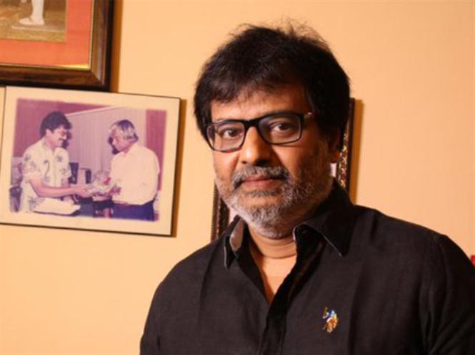 “நன்றி சொன்ன நடிகர் விவேக்கின் மனைவி”..! – இதை எப்போதும் நினைத்து பார்ப்போம் என உருக்கம்.. வீடியோ உள்ளே.. “நன்றி சொன்ன நடிகர் விவேக்கின் மனைவி”..! – இதை எப்போதும் நினைத்து பார்ப்போம் என உருக்கம்.. வீடியோ உள்ளே..