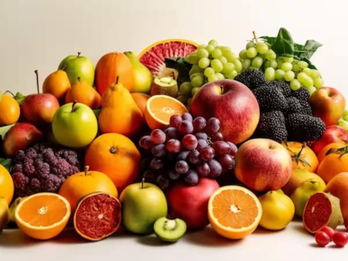 Superfruits: வண்ணவண்ணமான பழங்கள் மூலம் சர்க்கரை நோயை கட்டுப்படுத்துவது எப்படி? 3 Superfruits: வண்ணவண்ணமான பழங்கள் மூலம் சர்க்கரை நோயை கட்டுப்படுத்துவது எப்படி?