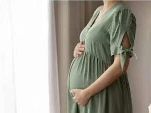 30 வயதிற்கு பின்பு குழந்தை பெற்றுக்கொள்ளலாமா? மருத்துவர்கள் கூறுவது என்ன? 30 வயதிற்கு பின்பு குழந்தை பெற்றுக்கொள்ளலாமா? மருத்துவர்கள் கூறுவது என்ன?