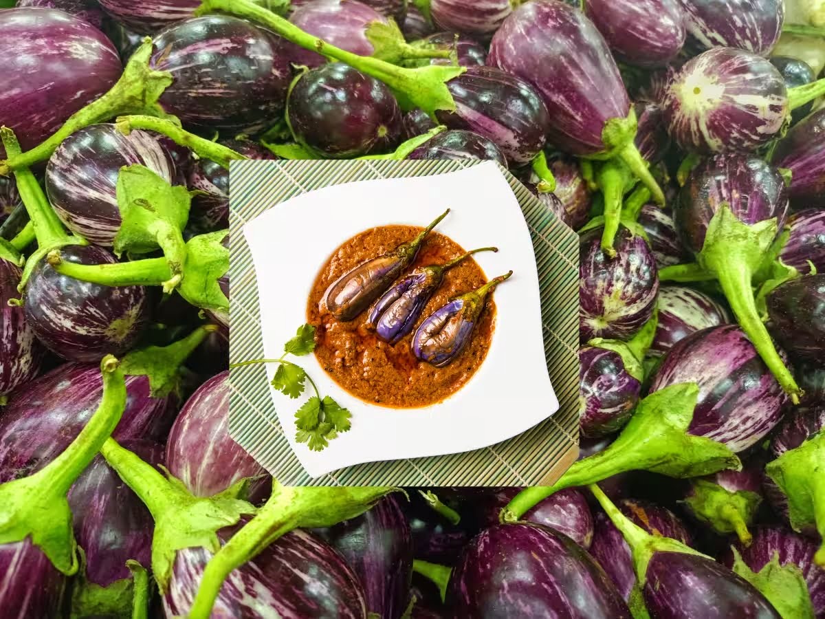 எச்சரிக்கை! ‘இந்த’ பிரச்சனை இருந்தால் கத்திரிக்காய் சாப்பிடக் கூடாது.!! 1 எச்சரிக்கை! ‘இந்த’ பிரச்சனை இருந்தால் கத்திரிக்காய் வேண்டாமே!